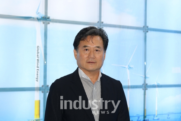 글로벌윈드에너지 최용선 대표가 전남지역에 해상풍력 핵심부품 등의 제조 공장 건립 계획을 발표했다. [사진=인더스트리뉴스]