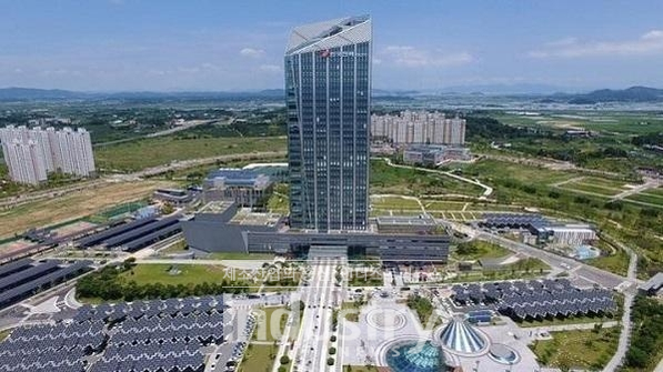 한국전력이  5월 15일 1분기 기준 연결 영업이익  4,306억원을 기록하며, 3년 만에 흑자를 기록했다고 발표했다. [사진=한국전력]