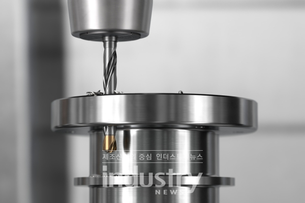 GM 형상이 적용된 CoroDrill 860 [사진=샌드빅코로만트]