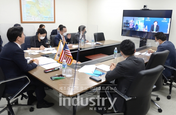 산업부는 이번 회담의 논의결과를 실질적 성과로 이어나가기 위해 양국 협력채널을 통해 구체적 협력방안을 논의해나갈 계획이라고 밝혔다.  [사진=산업통상자원부]