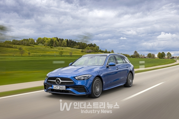 LG전자는 메르세데스-벤츠 C클래스 차량에 양산 경험을 토대로 전장사업 포트폴리오를 더욱 다각화할 계획이다.