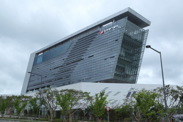 한국동서발전은 5억달러 규모의 글로벌 채권 발행을 성공적으로 마쳤다. 사진은 동서발전 전경 [사진=한국동서발전]