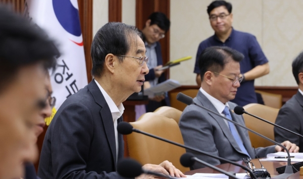 한덕수 국무총리가 6일 서울 종로구 정부서울청사에서 열린 국정현안관계장관회의에서 발언하고 있다/사진 = 연합뉴스