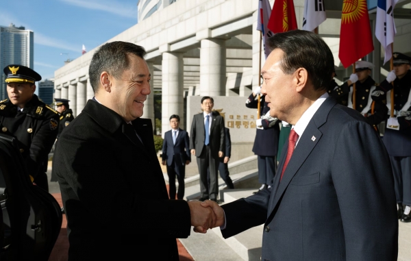지난 3일