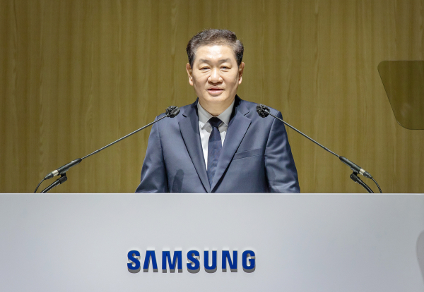 한종희 대표이사 부회장이 인사말을 하고 있다/ 사진 = 삼성전자