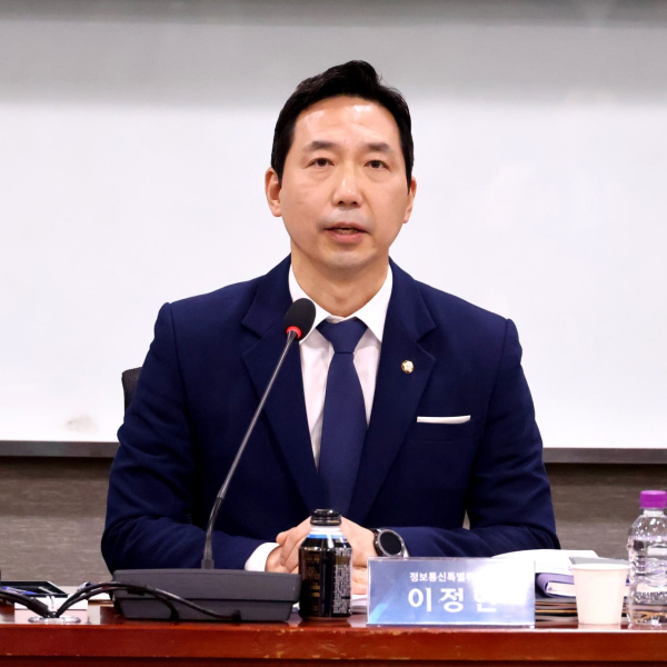 더불어민주당 선거대책위원회 정보통신위원회 위원장을 맡은 이정헌 의원. /사진=이정헌 의원실