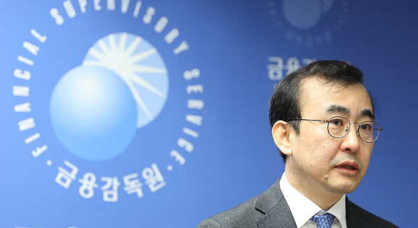 이세훈 금융감독원장 직무대행은 9일 열린 임원회의에서 어려움을 겪고 있는 소상공인을 위해 채무조정 및 금융지원 현황을 정밀 점검하고 필요한 자금공급을 적극 유도하겠다고 밝혔다 / 사진= 연합뉴