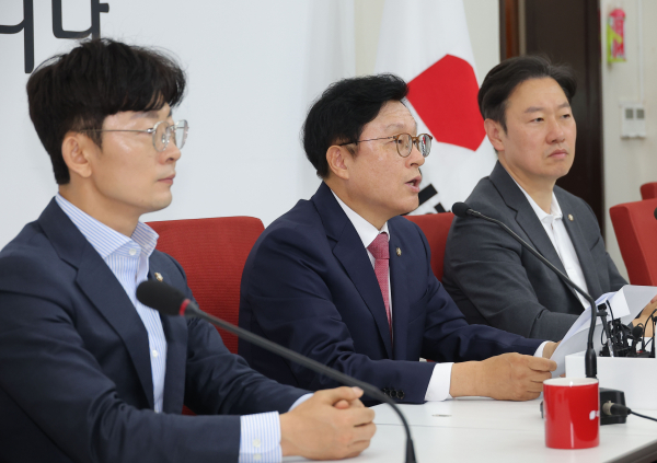 국민의힘 박형수 원내수석부대표가 13일 국회에서 현안 관련 기자간담회를 하고 있다. /사진=연합뉴스