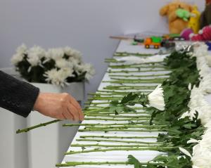 제주항공 참사 희생자 177명 영면에…2명 발인 남아