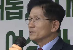 [현장] 김문수, 여성 지원 확대 약속...어머니 생각에 눈물 보이기도