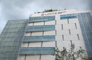 롯데百 영등포점도 문닫나…롯데 “운영권 취소 신청해 재입찰 후 리뉴얼”